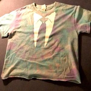 SO FANCY! Tie dye tee with faux tie and collar S 💋